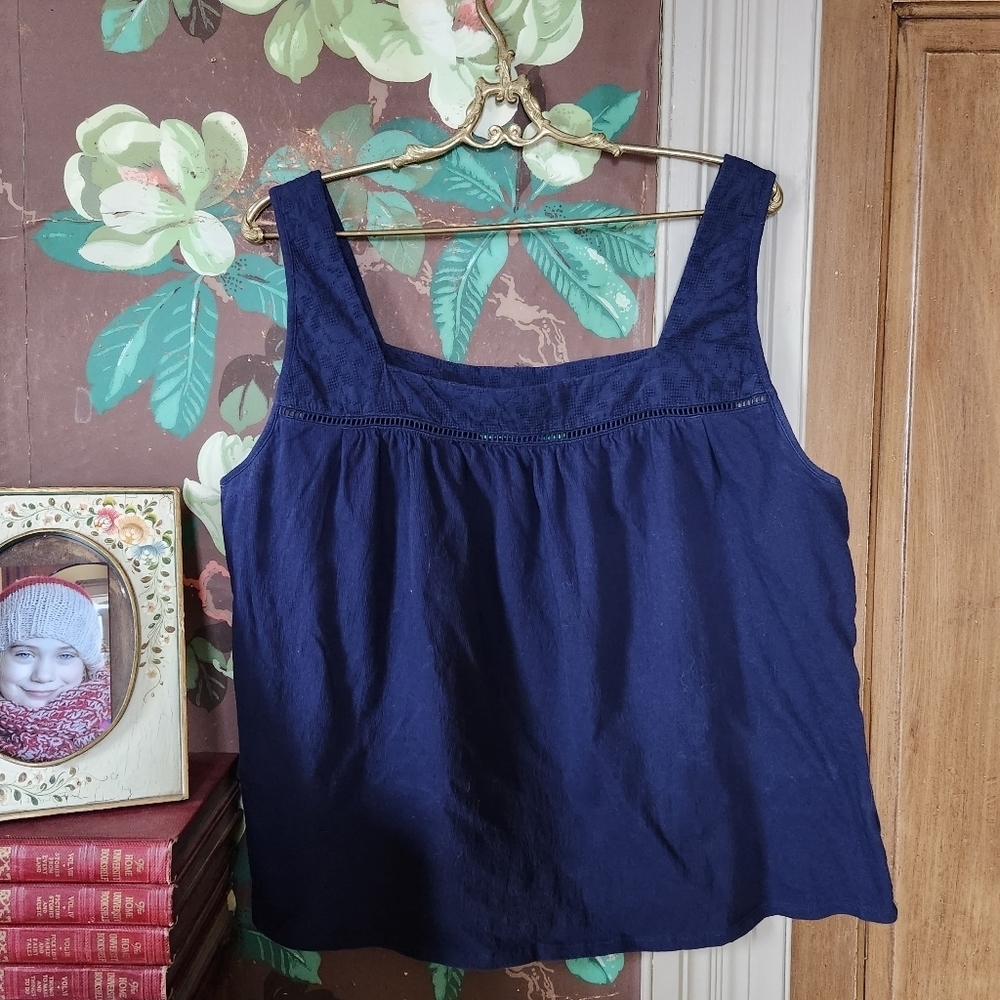 DIP Sleeveless Summer Top XL